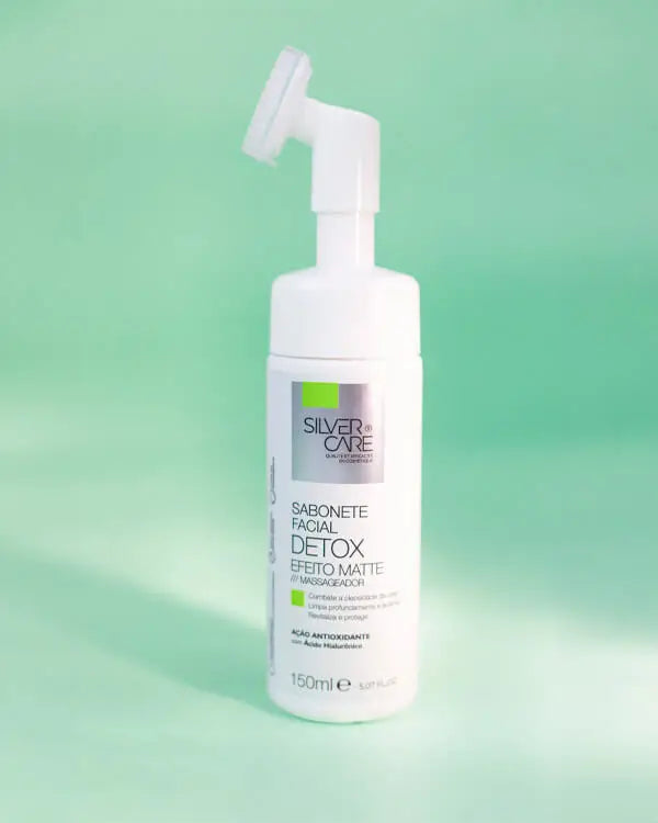 SABONETE FACIAL SILVER CARE DETOX COM MASSAGEADOR