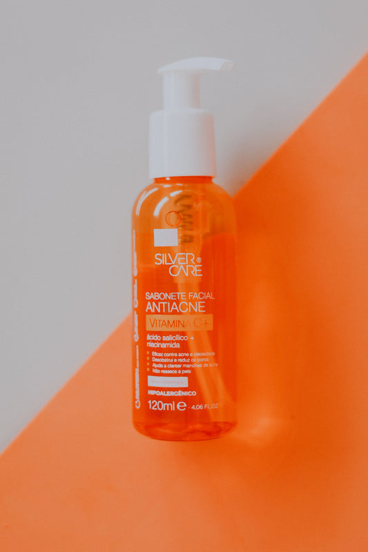 SABONETE FACIAL SILVER CARE ANTIACNE 120ml